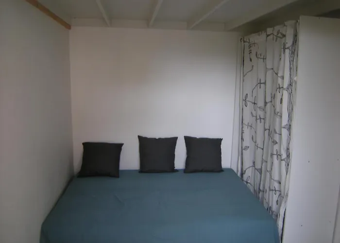 Av Gambetta Apartment